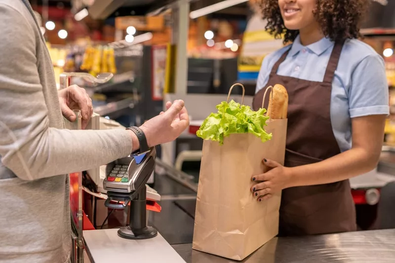 supermercados aceitam cartão refeição 