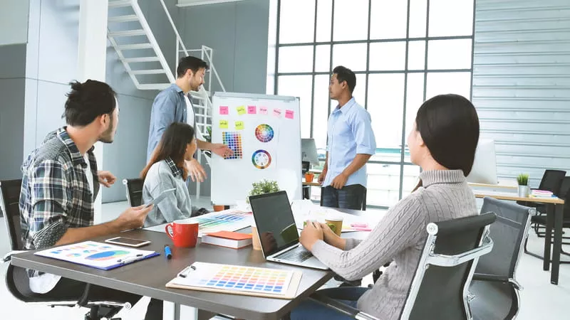 Template de decisão: como escolher o plano de benefícios flexíveis certo para a sua empresa - 1