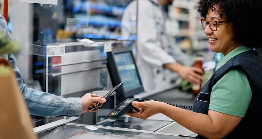 Supermercados aceitam cartão refeição