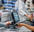 Supermercados aceitam cartão refeição
